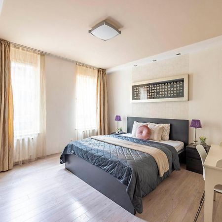 Exclusive Central Suite With Balcony By Prestige Homes Βουδαπέστη Εξωτερικό φωτογραφία