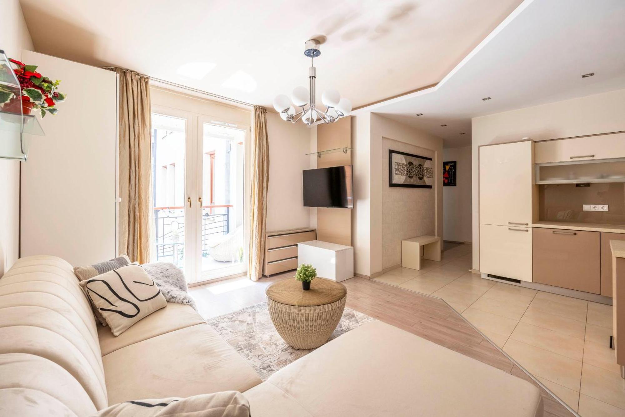 Exclusive Central Suite With Balcony By Prestige Homes Βουδαπέστη Εξωτερικό φωτογραφία